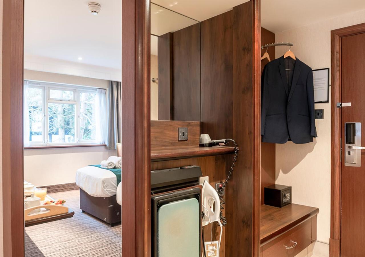 Thatchers East Horsley Ngoại thất bức ảnh