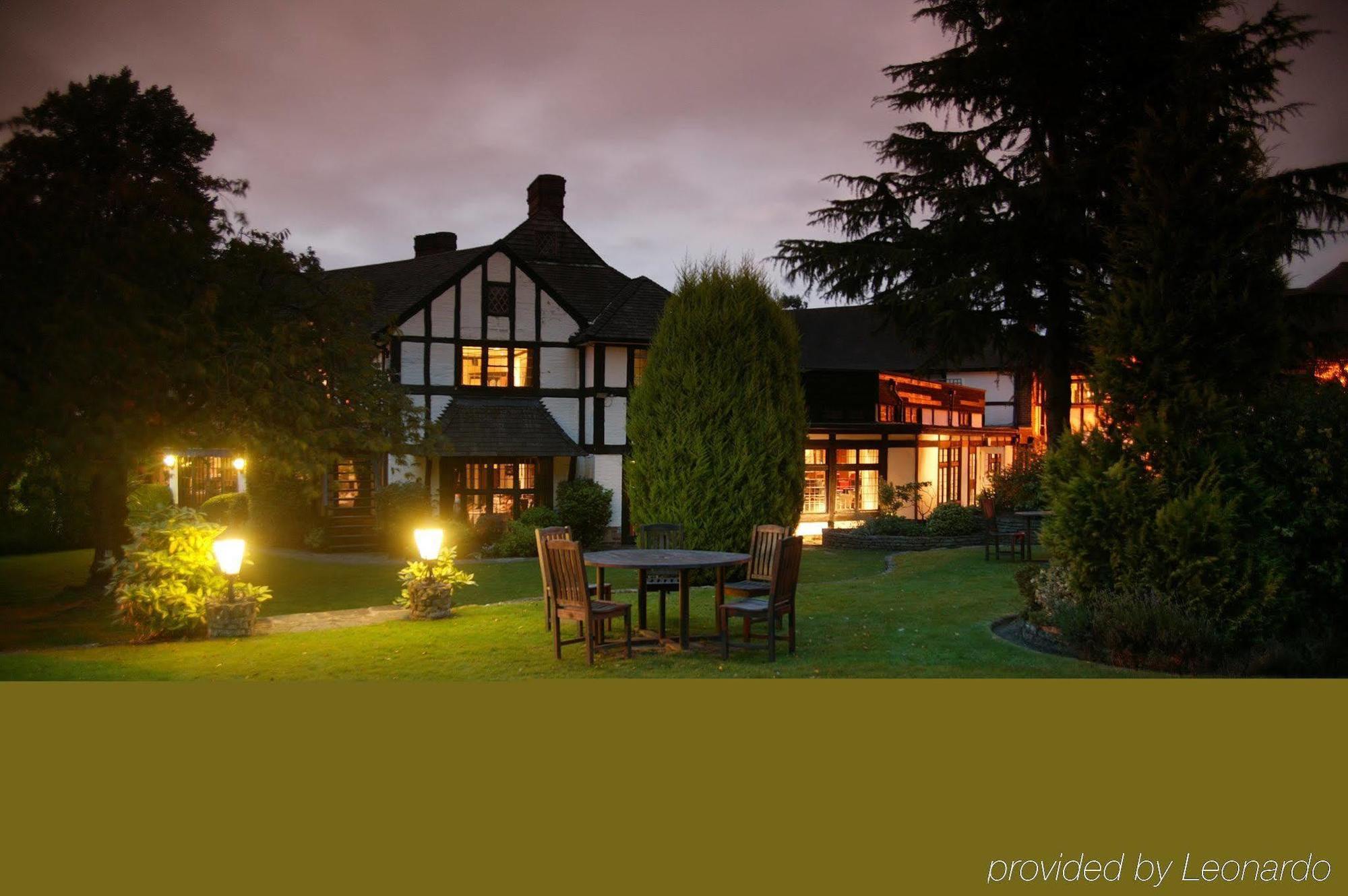 Thatchers East Horsley Ngoại thất bức ảnh
